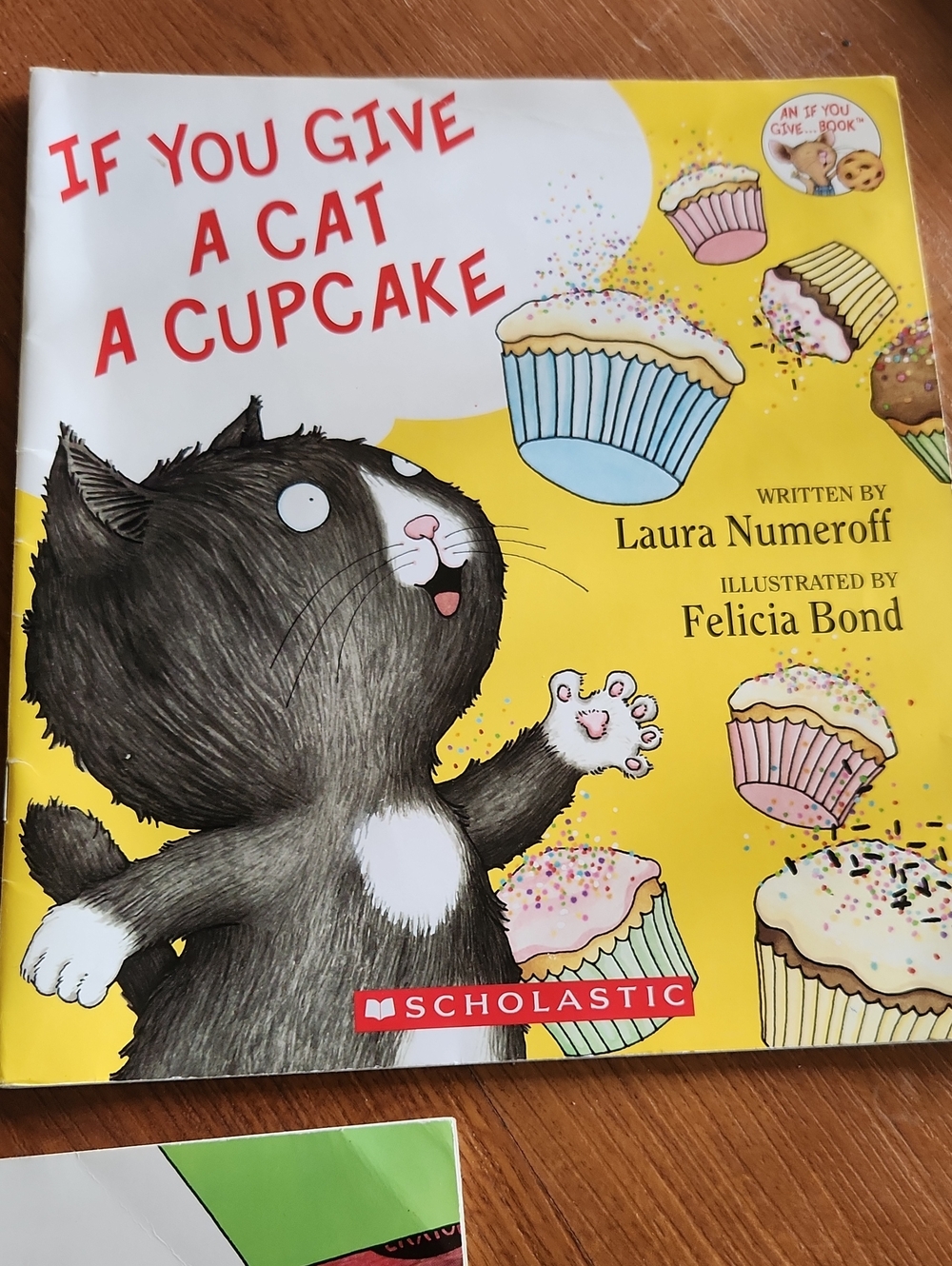 Set Of 3 Children's Books - Picture 3 of 4